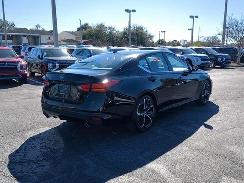 Black 2024 Nissan Altima 2.5 SR