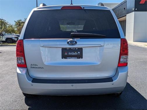 2012 Kia Sedona LX