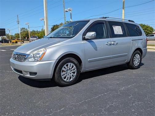 2012 Kia Sedona LX
