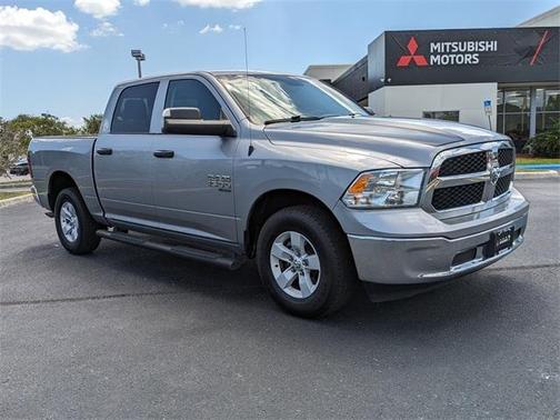 2022 RAM 1500 Classic SLT