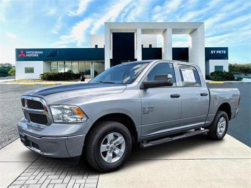 2022 RAM 1500 Classic SLT