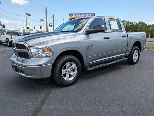 2022 RAM 1500 Classic SLT