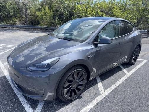 2023 Tesla Model Y Performance