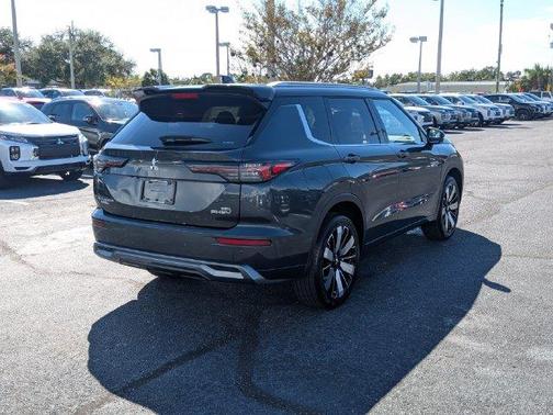 Graphite Gray / Black 2026 Mitsubishi Outlander PHEV SEL