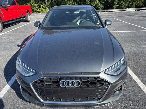2024 Audi A4 45 S line quattro Premium