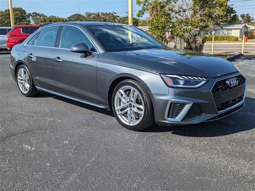 2024 Audi A4 45 S line quattro Premium