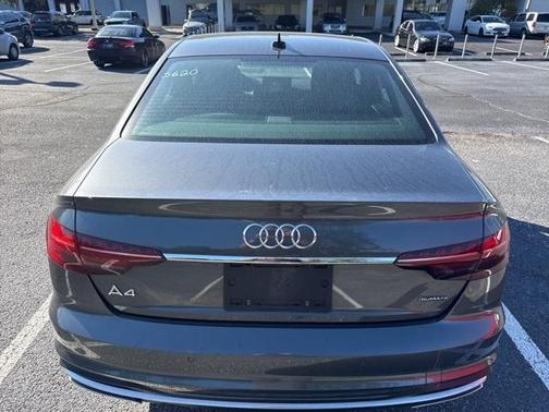 2024 Audi A4 45 S line quattro Premium