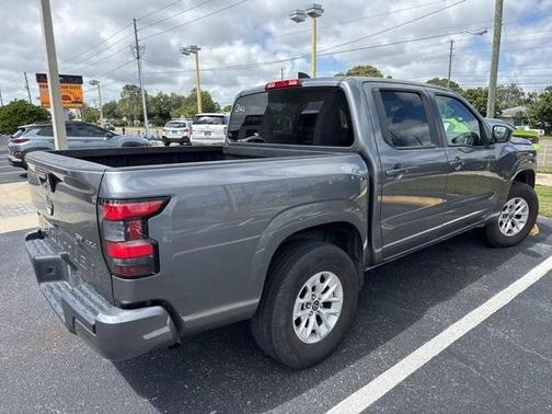 2024 Nissan Frontier SV