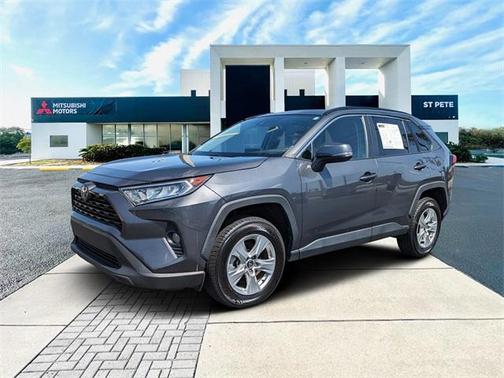 2020 Toyota RAV4 XLE