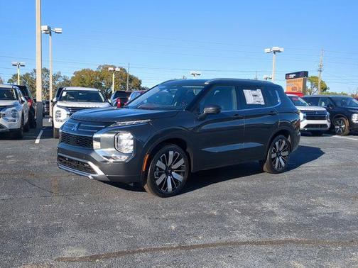 2026 Mitsubishi Outlander SEL