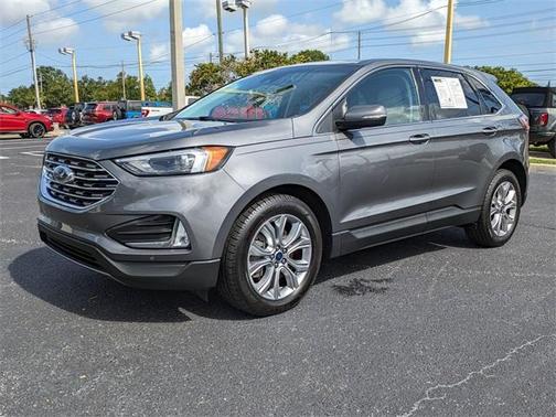 2022 Ford Edge Titanium