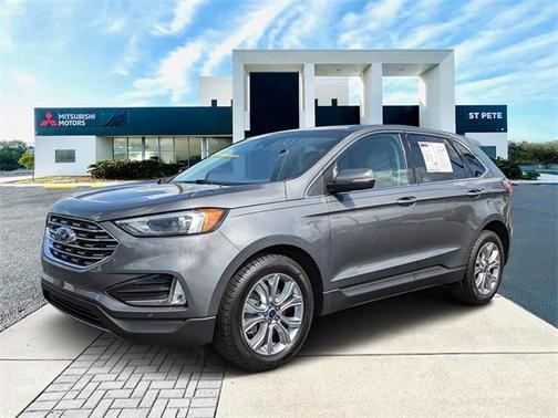 2022 Ford Edge Titanium