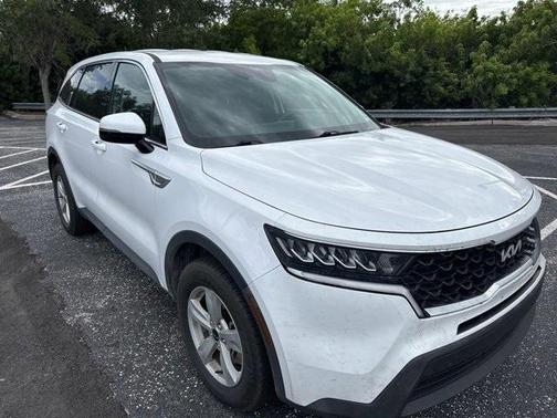 2022 Kia Sorento LX