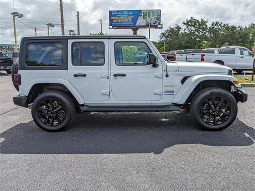 2022 Jeep Wrangler Unlimited 4xe Sahara