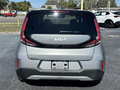 2024 Kia Soul LX