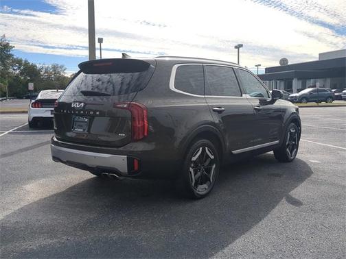 2023 Kia Telluride S