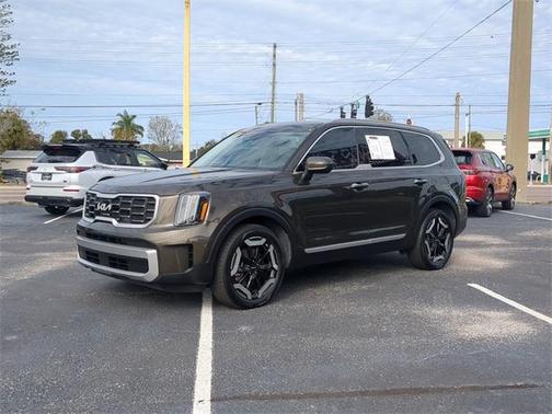 2023 Kia Telluride S