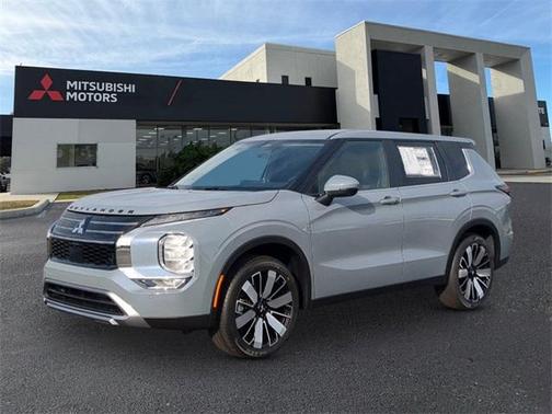 2026 Mitsubishi Outlander SE
