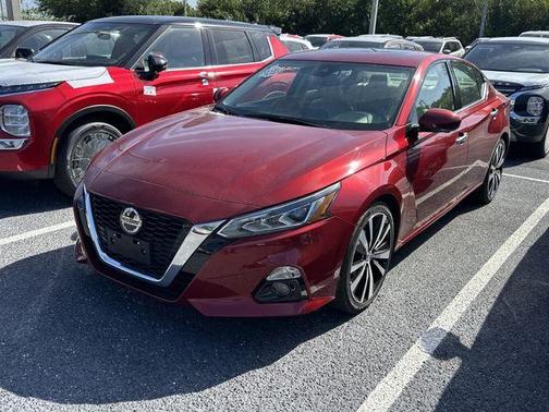 Sunset Drift Chromaflair 2019 Nissan Altima 2.5 Platinum