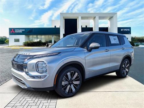 2025 Mitsubishi Outlander SE