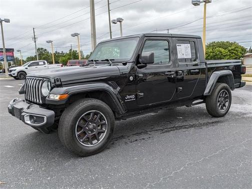 2023 Jeep Gladiator Overland