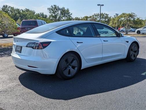 2021 Tesla Model 3 Standard Range Plus