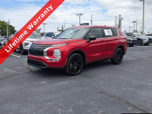 Diamond Red 2026 Mitsubishi Outlander LE