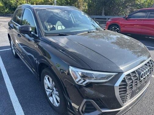 2024 Audi Q3 45 S line Premium