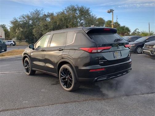 2025 Mitsubishi Outlander PHEV SEL Black Edition