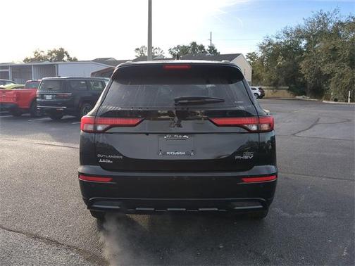 2025 Mitsubishi Outlander PHEV SEL Black Edition
