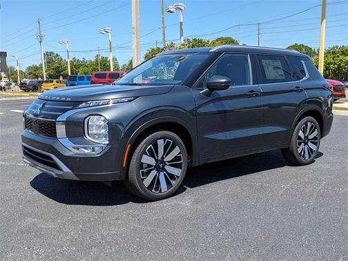 2025 Mitsubishi Outlander SEL