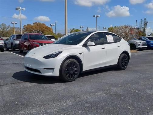 2023 Tesla Model Y Long Range