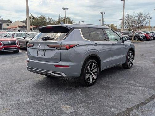 2026 Mitsubishi Outlander SEL