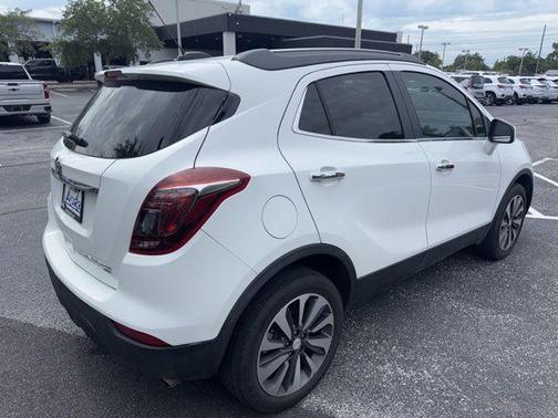 Summit White 2022 Buick Encore Preferred