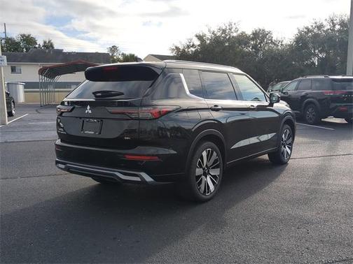 2025 Mitsubishi Outlander SEL