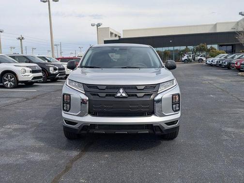 Alloy Silver Metallic 2026 Mitsubishi Outlander Sport 2.0 LE