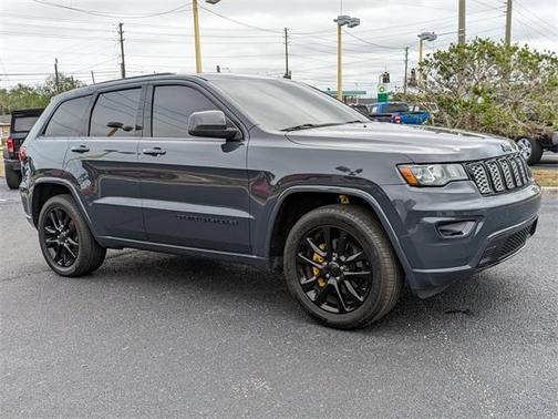 2018 Jeep Grand Cherokee Altitude