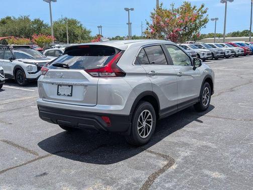 Alloy Silver Metallic 2026 Mitsubishi Eclipse Cross ES