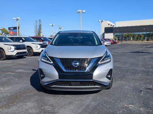 2022 Nissan Murano SL