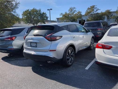 2022 Nissan Murano SL