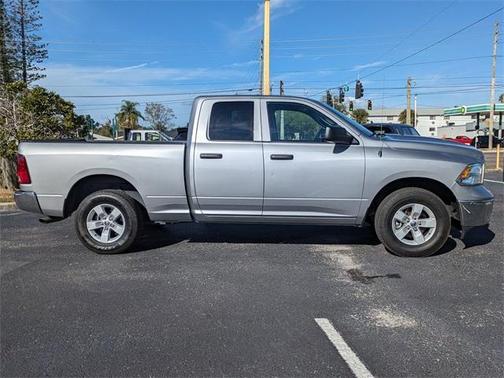 2024 RAM 1500 Classic SLT