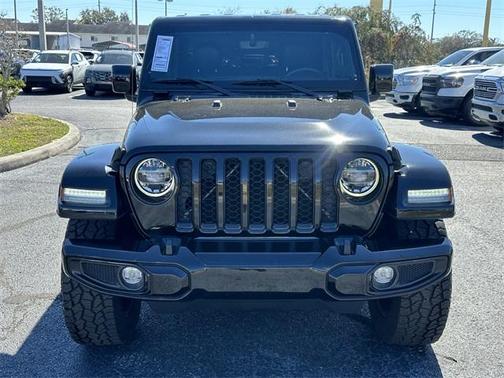 2022 Jeep Gladiator Overland