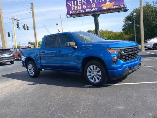 2023 Chevrolet Silverado 1500 Custom