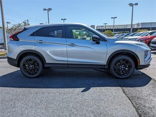 2025 Mitsubishi Eclipse Cross LE