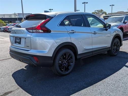 2025 Mitsubishi Eclipse Cross LE
