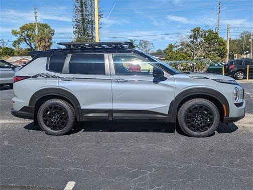 2025 Mitsubishi Outlander Trail Edition