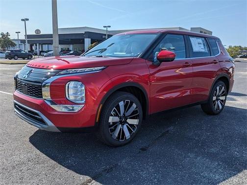 2025 Mitsubishi Outlander SE
