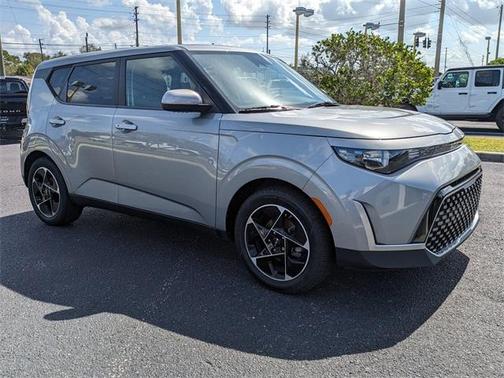 2023 Kia Soul EX