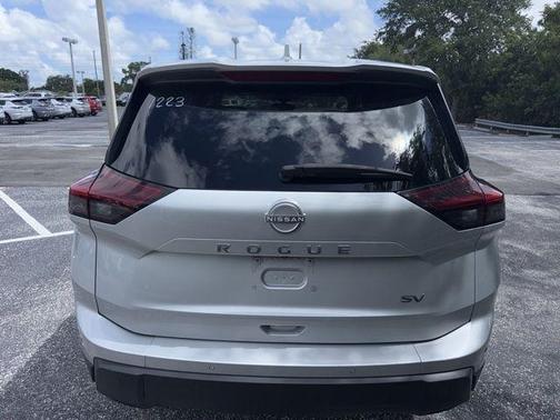 Brilliant Silver Metallic 2024 Nissan Rogue SV