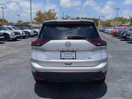 Brilliant Silver Metallic 2024 Nissan Rogue SV
